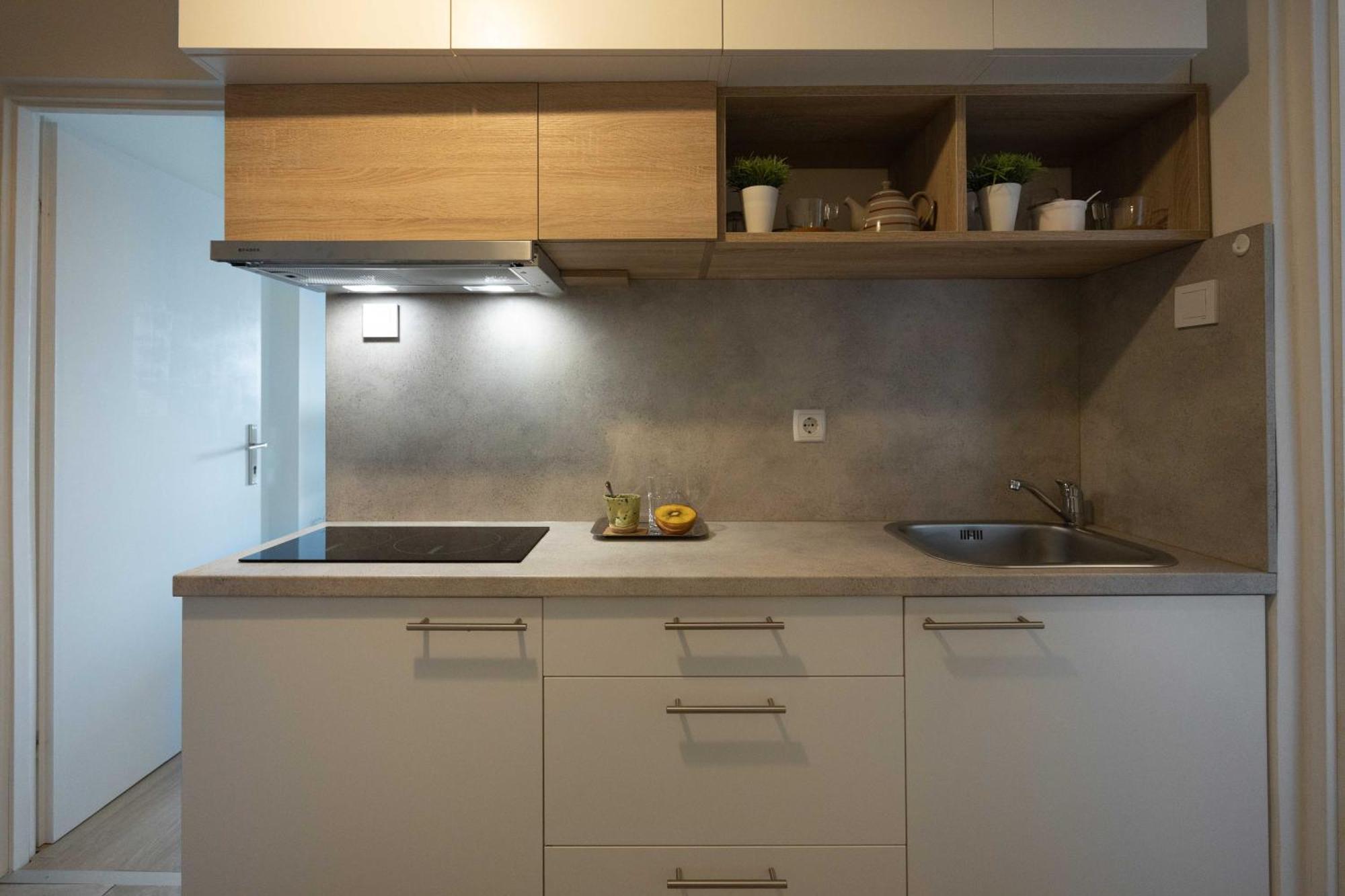 Modern Studio Near City Center 萨格勒布 外观 照片