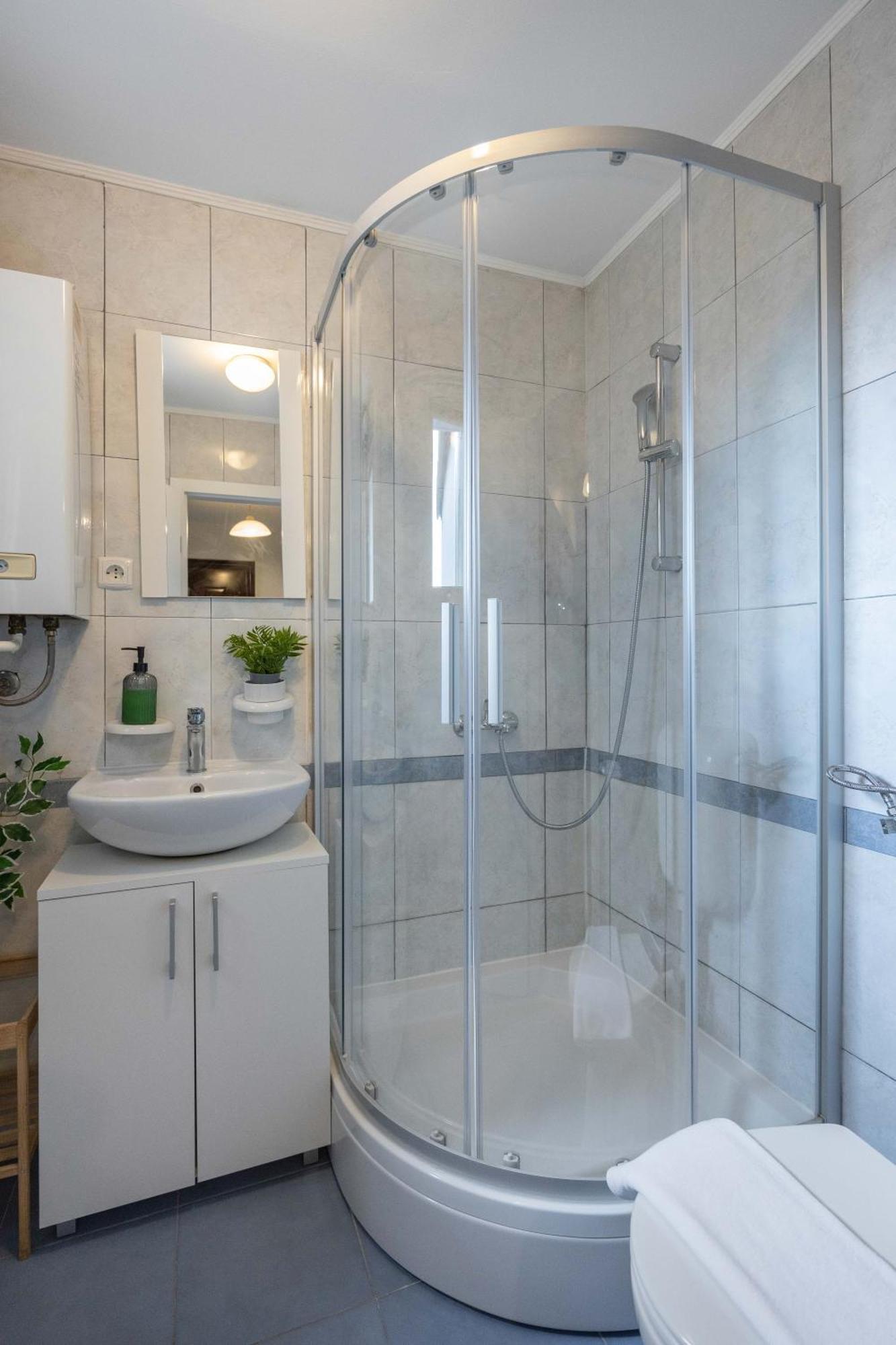Modern Studio Near City Center 萨格勒布 外观 照片